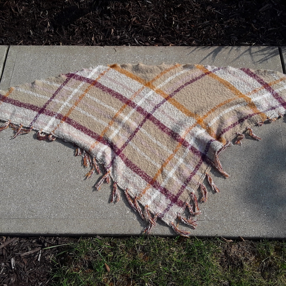Vince Camuto Plaid Scarf NWT